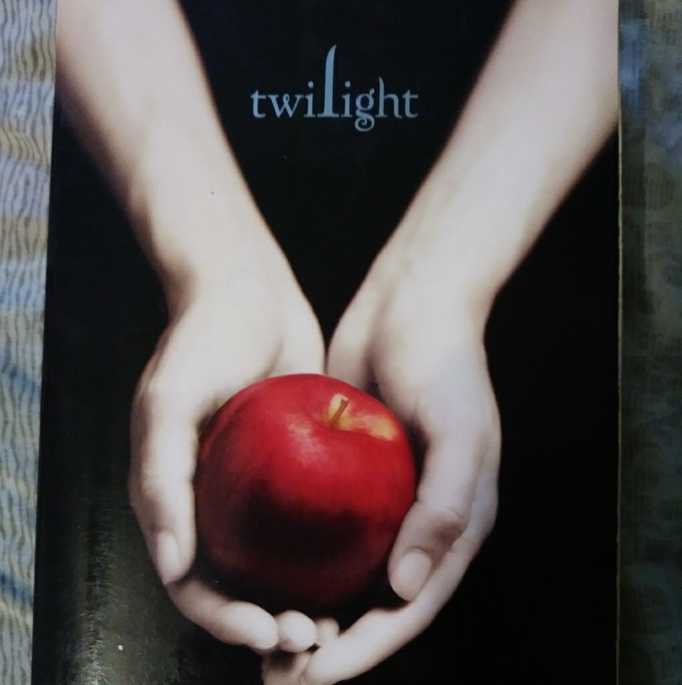 Twilight Series: Twilight by Stephenie Meyer
